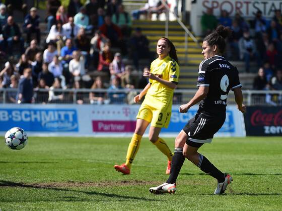 19.04.2015, xjhx, Fussball Champions League 1 2 Finale, 1.FFC Frankfurt - Broendby IF Kopenhagen, v.l. Celia Sasic (1.FFC Frankfurt) Goal scored, Tor zum 3:0