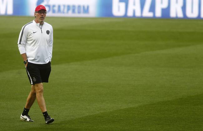 PSG training session at Camp Nou before second leg match of Champions League against Barcelona. In this picture, Laurent Blanc. xFRANCESCxADELANTADOx 