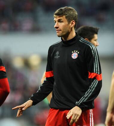 Thomas Mueller (FC Bayern Muenchen) motiviert seine Mitspieler vor Spielbeginn. FC Bayern Muenchen - FC Porto, Fussball, Champions League, Viertelfinale, Rueckspiel, 21.04.2015, Foto: Stuetzle Eibner EP_WSE