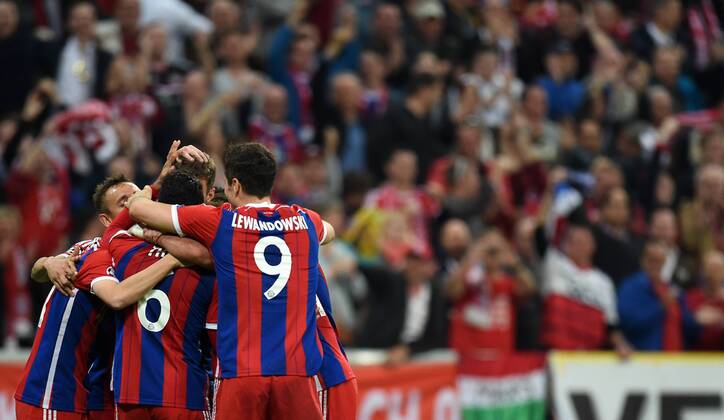 FUSSBALL CHAMPIONS LEAGUE SAISON 2014 2015 VIERTELFINALE RUECKSPIEL FC Bayern Muenchen - FC Porto 21.03.2015 Torjubel FC Bayern Muenchen 