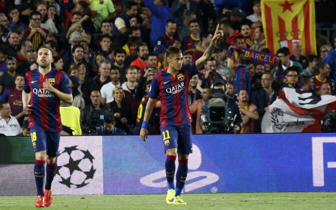 Aktuell Fußball, Champions League, FC Barcelonas Doppeltorschütze Neymar Barcelona, Catalonia, Spain - BARCELONA, SPAIN - APRIL 21: Neymar Jr. goal celebration during the match of UEFA Champions League Quarter finals second leg between FC Barcelona Barca and Paris Saint-Germain at the Camp Nou stadium on April 21, 2015 in Barcelona, Spain. (Photo by Joan Valls Urbanandsport Nurphoto) FC Barcelona and Paris Saint-Germain  - ZUMAn230