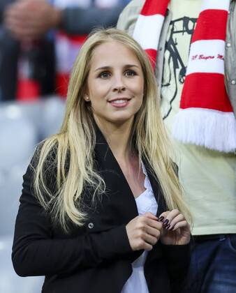 Nina Weiss Freundin von Manuel Neuer, Portrait, Porträt FC BAYERN MUENCHEN - FC PORTO (6-1) , Fussball UEFA Champions League, Viertelfinale Rueckspiel, Muenchen, 21.04.2015 CL Saison 2014 2015, FCB, Muenchen