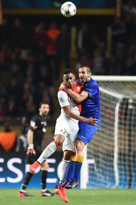 Aktuell Fußball, Champions League, AS Monaco - Juventus Turin Champions League, AS Monaco FC - Juventus Turin: Giorgio Chiellini-Anthony Martial 
