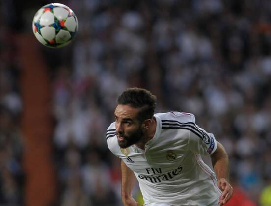 Aktuell Fußball, Champions League, Real Madrid - Atletico Madrid Real Madrid Defender, Daniel Carvajal Ramos, number 15 . Round 1 4 of the CHAMPIONS league, soccer match between Real Madrid - Atletico de Madrid at the Santiago Bernabeu estadium, Madrid - Spain by April 22, 2015. PHOTOxGregorioxLopez. 