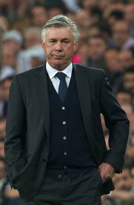Aktuell Fußball, Champions League, Real Madrid - Atletico Madrid Real Madrid Coach, Carlo Ancelotti. Round 1 4 of the CHAMPIONS league, soccer match between Real Madrid - Atletico de Madrid at the Santiago Bernabeu estadium, Madrid - Spain by April 22, 2015. PHOTOxGregorioxLopez. 