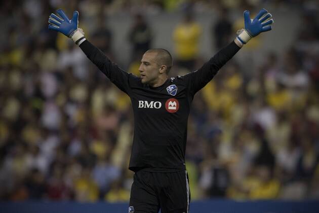 Aktuell Fußball, CONCACAF Champions League, Final-Hinspiel, CF America - Montreal Impact (150423) -- MEXICO CITY, April 22, 2015 -- Montreal Impact s goalkeeper Evan Bush, reacts during the first leg final match of the Confederation of North, Central American and Caribbean Association Football (CONCACAF) Champions League, against America, held in Azteca Stadium, in Mexico City, capital of Mexico, on April 22, 2015. Alejandro Ayala) (jp) (xyf) (SP)MEXICO-MEXICO CITY-SOCCER-AMERICA VS MONTREAL IMPACT e AlejandroxAyala