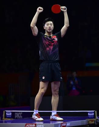 SUZHOU, CHINA - MAY 03: (CHINA OUT) Ma Long of China celebrates after winning men s singles final match against Fang Bo of China on day eight of the 2015 World Table tennis Tischtennis Championships at the Suzhou International Expo Center on May 3, 2015 in Suzhou, China.  CFP466952934 