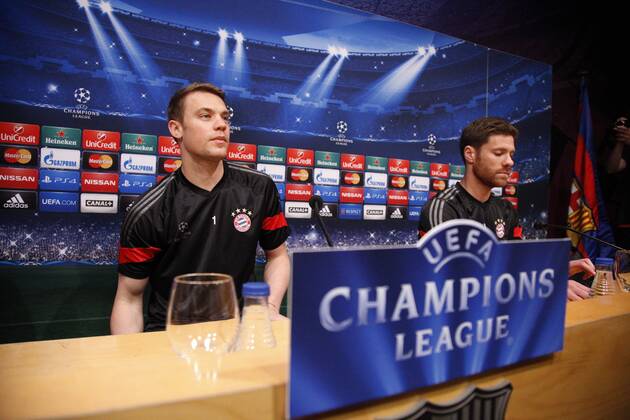 BARCELONA, SPAIN - MARCH 5: Manuel Neuer (l) and Xabi Alonso of Bayern Munchen during the press conference PK Pressekonferenz ahead of their UEFA Champions League Semi finals first leg match against FC Barcelona Barca at the Camp Nou stadium on March 5, 2015 in Barcelona, Spain. (Photo by Mikel Trigueros Urbanandsport Cordon Press) 