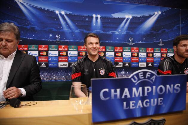 BARCELONA, SPAIN - MARCH 5: Manuel Neuer (c) of Bayern Munchen during the press conference PK Pressekonferenz ahead of their UEFA Champions League Semi finals first leg match against FC Barcelona Barca at the Camp Nou stadium on March 5, 2015 in Barcelona, Spain. (Photo by Mikel Trigueros Urbanandsport Cordon Press) 