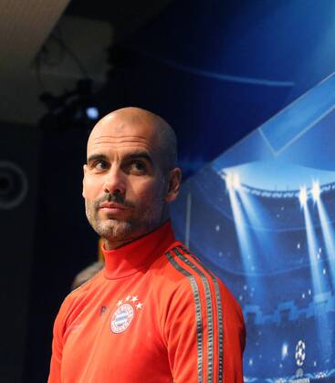 Aktuell Fußball, Champions League, Pressekonferenz FC Bayern München Pep Guardiola (Trainer FC Bayern), bei der PK FC Barcelona Barca vs FC Bayern München, Barca-FCB, Champions League 2014 2015, Halbfinale, half-final, Rueckspiel, Fussball, men, Maenner, soccer, Ergebnis, result Barcelona, 55.2015