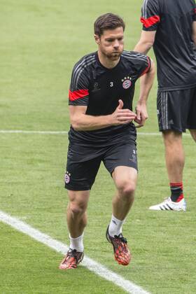 BARCELONA, SPAIN - MARCH 5: Xabi Alonso of Bayern Munchen during the last training ahead of their UEFA Champions League Semi finals first leg match against FC Barcelona Barca at the Camp Nou stadium on March 5, 2015 in Barcelona, Spain. (Photo by Mikel Trigueros Urbanandsport Cordon Press) 