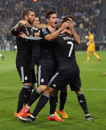 Cristiano Ronaldo of Real Madrid celebrates his equalising goal - Juventus vs. Real Madrid - UEFA Champion s League - Semi Final First Leg - Juventus Stadium - Turin - 05 05 2015 Pic Philip Oldham Sportimage EDITORIAL USE ONLY. No use with unauthorised audio, video, data, fixture lists, club league logos or live services. Online in-match use limited to 120 images, no video emulation. No use in betting, games or single club league player publications.