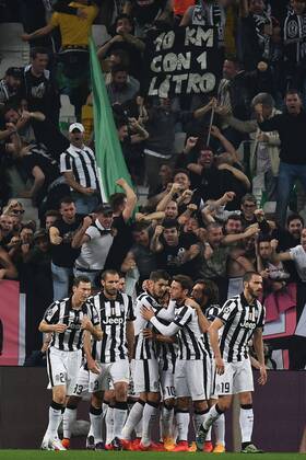 Alvaro Morata Juventus Goal celebration with fans - Torino, 05-05-2015 - UEFA Champions League 2014 2015 - SemiFinal - Juventus Torino - andreaxstaccioli