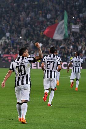 Carlos Tevez Juventus Goal celebration - Torino, 05-05-2015 - UEFA Champions League 2014 2015 - SemiFinal - Juventus Torino - Real Madrid - andreaxstaccioli