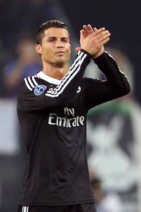 Cristiano Ronaldo of Real Madrid applauds the travelling fans, looking dejected - Juventus vs. Real Madrid - UEFA Champion s League - Semi Final First Leg - Juventus Stadium - Turin - 05 05 2015 Pic Philip Oldham Sportimage EDITORIAL USE ONLY. No use with unauthorised audio, video, data, fixture lists, club league logos or live services. Online in-match use limited to 120 images, no video emulation. No use in betting, games or single club league player publications.