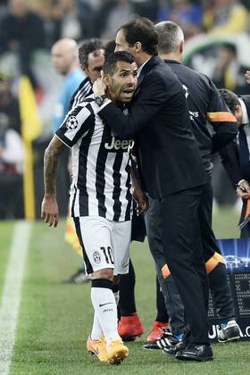 05.05.2015, Turin - UEFA Champions League 2014 2015 - Juventus Turin vs Real Madrid - Massimiliano Allegri-Carlos Tevez 