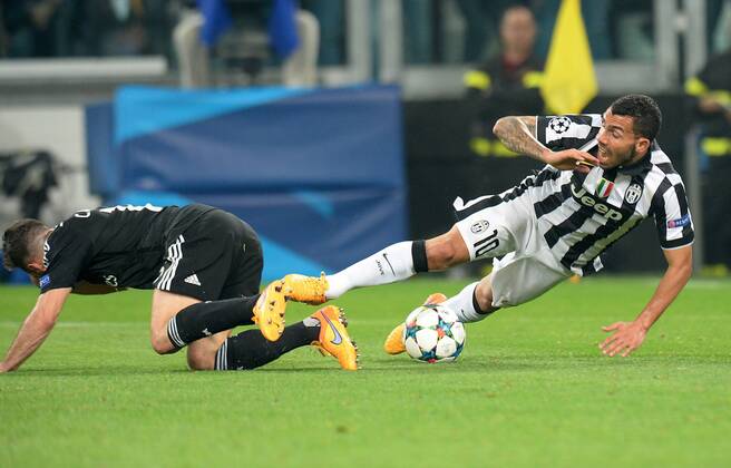 IPP20150505 Football - soccer: UEFA Champions League, Juventus Turin - Real Madrid, Carlos Tevez - xHOCHxZWEIx xItalyxPhotoxPressx 