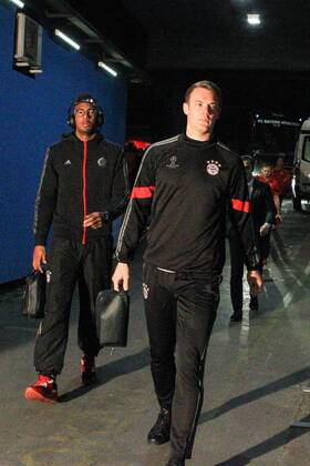 Manuel Neuer 1 (FC Bayern Muenchen) kommt mit dem Bus an , FC Barcelona Barca vs. FC Bayern Muenchen, Fussball, Champions League, 06.05.2015 , EP_CKT