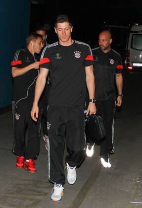 Robert Lewandowski 9 (FC Bayern Muenchen) kommt mit dem Bus an , FC Barcelona Barca vs. FC Bayern Muenchen, Fussball, Champions League, 06.05.2015 , EP_CKT