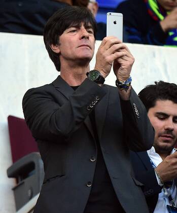 06.05.2015, xjhx, Fussball Champions League, FC Barcelona Barca - FC Bayern Muenchen, v.l. Trainer Joachim JOGI Loew (Deutsche Fussball Nationalmannschaft DFB)