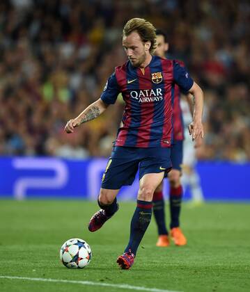 FUSSBALL CHAMPIONS LEAGUE SAISON 2014 2015 HALBFINALE HINSPIEL FC Barcelona Barca - FC Bayern Muenchen 06.05.2015 Ivan Rakitic (Barca) am Ball 