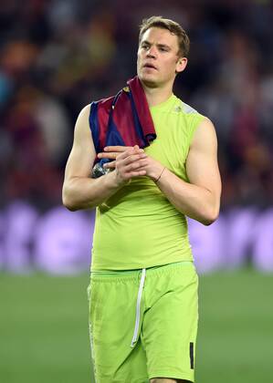 FUSSBALL CHAMPIONS LEAGUE SAISON 2014 2015 HALBFINALE HINSPIEL FC Barcelona Barca - FC Bayern Muenchen 06.05.2015 Torwart Manuel Neuer (FC Bayern Muenchen) ist nach dem Abpfiff enttaeuscht 