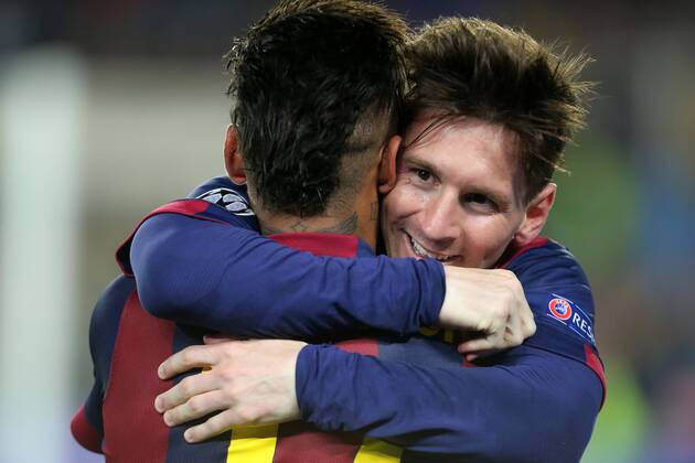 Lionel Messi (Barcelona), jubelt nach seinem Tor zum 2:0, links Neymar da Silva (Barcelona), FC Barcelona Barca FC Bayern München, Barca-FCB, Champions League 2014 2015, Halbfinale, half-final, Hinspiel, 1. Spiel, first match, Fussball, men, Maenner, soccer, Ergebnis, result Barcelona, 6.5.2015