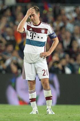enttaeuschung bei Philipp Lahm 21 (FC Bayern Muenchen) nach dem 3:0 , FC Barcelona Barca vs. FC Bayern Muenchen, Fussball, Champions League, 06.05.2015 , EP_CKT