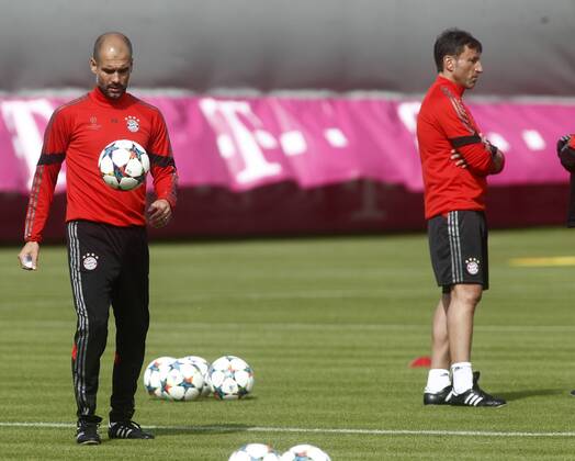 FC Bayern München training session before the second leg of the Semifinal Champions League match played against Barcelona. In this picture, Pep Guardiola. xFRANCESCxADELANTADOx 