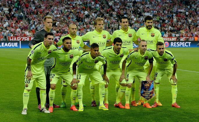12.05.2015, xjhx, Fussball UEFA Champions League, FC Bayern Muenchen - FC Barcelona Barca v.l. Mannschaftsfoto Spieler vom FC Barcelona
