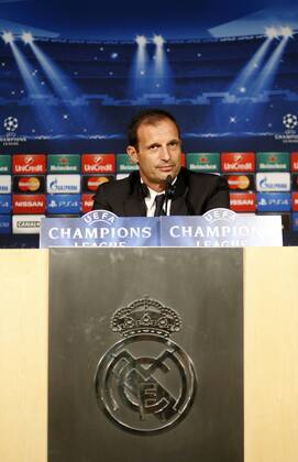 Aktuell Fußball, Champions League, PK Juventus Turin Entrenamiento de la Juventus antes del partido de vuelta de semifinales de la Liga de Campeones contra el Real Madrid. En la imagen, Allegri en rueda de prensa. Juventus training session before the second leg of 1 2 Champions League against Real Madrid. In this picture, Allegri at press conference PK Pressekonferenz xJOSExA.xGARCIAx 