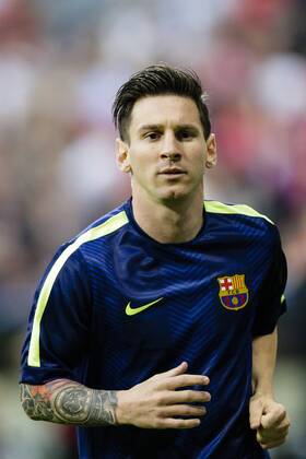 12.05.2015. Munich, Germany. Champions League Football Semi Final 2nd Leg. Bayern Munich versus Barcelona. FC Barcelona Barca x2019;s Lionel Messi warms up before the game xCraigxMercerx  ActionPlus11620470