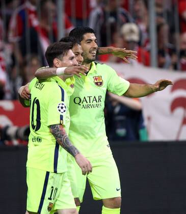 Champions League , Halbfinale, Rückspiel, Saison 2014 2015, Herren, 12.05.2015, FC Bayern München - FC Barcelona Barca Barca 3-2 Aktion, Freude, jubeln, Jubel nach Tor zum 1-2, Lionel Messi, FC Barcelona, Barca, Neymar, FC Barcelona, Luis Suarez, FC Barcelona, Barca,