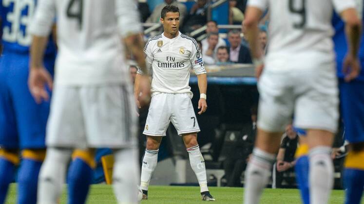 Cristiano Ronaldo (CR7, Real), beim Freistoß, konzentriert, fokussiert, Fussball, UEFA Champions League, Real Madrid - Juventus Turin,  xjgx