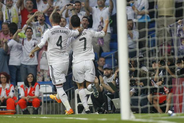 Partido de futbol entre el Real Madrid y la Juventus de Turin de vuelta de semifinales de la Champions League 2014 2015, celebrado en el estadio Santiago Bernabeu, en Madrid 13 05 2015. Soccer match between Real Madrid and Juventus, second round of semi finals of the 2014 2015 Champions League, held at the Santiago Bernabeu stadium, in Madrid 05 13 2015. Cristiano Ronaldo celebrates after scoring 