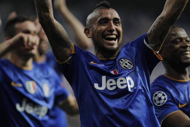 Partido de futbol entre el Real Madrid y la Juventus de Turin de vuelta de semifinales de la Champions League 2014 2015, celebrado en el estadio Santiago Bernabeu, en Madrid 13 05 2015. Soccer match between Real Madrid and Juventus, second round of semi finals of the 2014 2015 Champions League, held at the Santiago Bernabeu stadium, in Madrid 05 13 2015. Arturo Vidal 