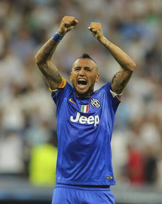 Arturo VIDAL, JUVE 23 Jubel, Freude, Emotionen, Feiern, Lachen, jubelt, freuen, reisst die Arme hoch, ballt die Faust REAL MADRID - JUVENTUS TURIN 1-1 damit Juve im Finale (2-1 Hinspiel) Fussball UEFA Champions League, Halbfinale Rueckspiel, Madrid, 13.05.2015 CL Saison 2014 2015,