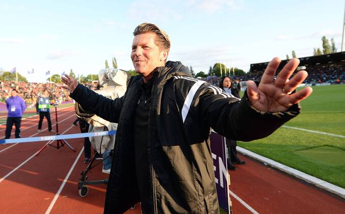 14.05.2015, xfux, Fussball UEFA Champions League Womans, 1.FFC Frankfurt - FC Paris St. Germain , v.l. Trainer Colin Bell (1.FFC Frankfurt) jubeln jubelt nach Spielende.