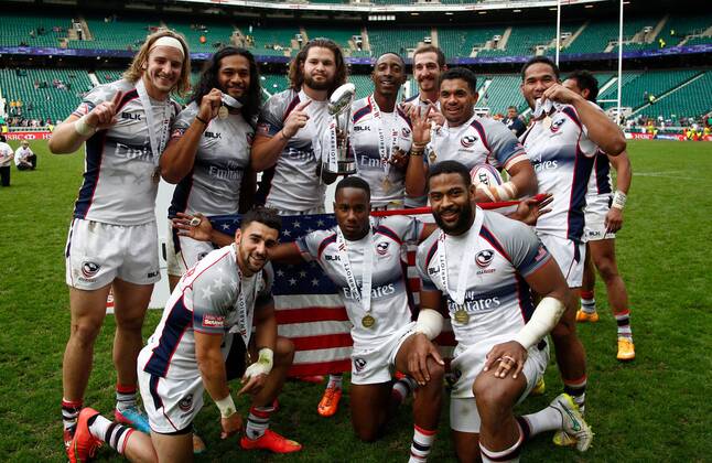 17.05.2015. Twickenham, London England. The victorious USA team celebrate after the Cup Final, Australia 22 v 45 USA on Day 2 at Marriott London Sevens 2015, HSBC Sevens World Series 2015 at Twickenham Stadium, London England. xMartinxSerasxLimax  ActionPlus11622183