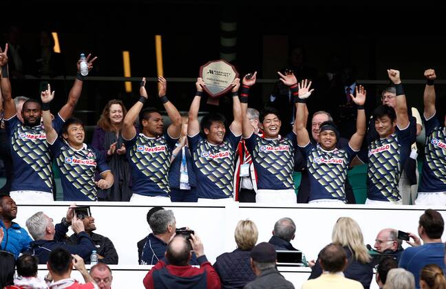 17.05.2015. Twickenham, London England. Presentation of the Shield Final to Japan. Japan 21 v 19 France - Day 2 at Marriott London Sevens 2015, HSBC Sevens World Series 2015 at Twickenham Stadium, London England. xMartinxSerasxLimax  ActionPlus11622189