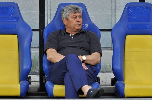 Aktuell Fußball, Ukraine, Pokalfinale, Dynamo Kiew - FC Shaktar Donetsk June 4, 2015 - Kiev, Ukraine - Head coach of FC Shakhtar Mircea Lucescu during the match between FC Dynamo Kyiv and FC Shakhtar Donetsk in the Ukrainian Cup final at the Olympic Stadium in Kiev, Ukraine on June 04, 2015...Person head coach of Shakhtar Donetsk interested clubs from Turkey, reported in the press. Contract of Romanian coach with FC Shakhtar expires this summer. Dynamo Kiev won at Shakhtar Donetsk in the Ukrainian Cup - ZUMAn230