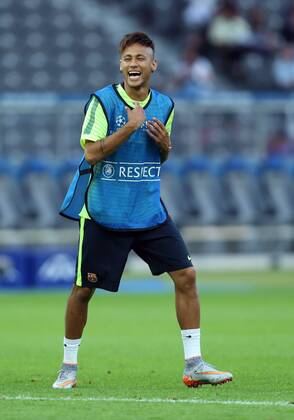 Neymar of Barcelona is all smiles - Training - Juventus vs. Barcelona - Champion s League Final - Olympic Stadium - Berlin - Germany - 05 06 2015 Pic Philip Oldham Sportimage EDITORIAL USE ONLY. No use with unauthorised audio, video, data, fixture lists, club league logos or live services. Online in-match use limited to 120 images, no video emulation. No use in betting, games or single club league player publications.