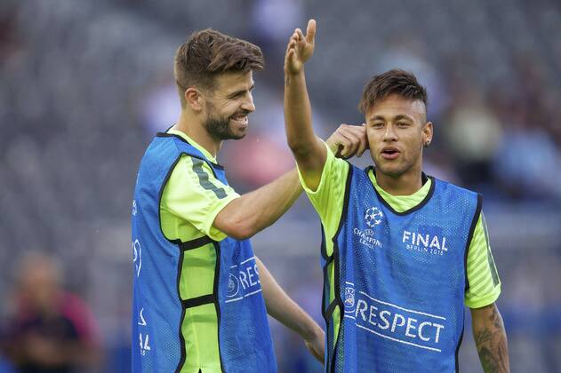(L-R) Gerard Pique of FC Barcelona Barca Neymar of FC Barcelona during the training on June 5, 2015 at the Olympic stadium in Berlin, Germany. Barcelona Champions Laegue 2015 2016 xVIxxIVx 3943313