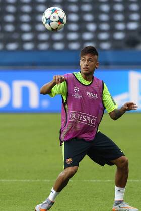 SOCCER - CL, Barcelona vs Turin, preview BERLIN,GERMANY,05.JUN.15 - SOCCER - UEFA Champions League Final, FC Barcelona Barca vs Juventus Turin, preview, final training FC Barcelona. Image shows Neymar (Barcelona). GEPAxpictures xMathiasxMandl