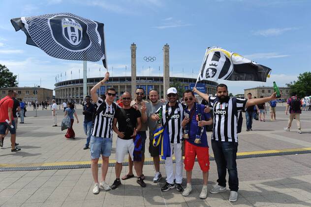JUVENTUS TIFFOSI. Round FINAL of the CHAMPIONS league soccer match between Juventus Turin - FC Barcelona Barca at the estadio olimpico de berlin olympischer platz berlin alemania estadium Berlin - Deutschland by June 6 2015. 