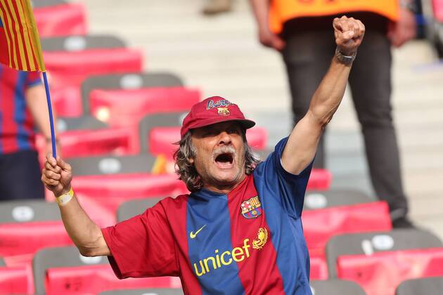 A Barcelona fan sings - Juventus Turin vs. FC Barcelona - Champion s League Final - Olympic Stadium - Berlin - Germany - 06 06 2015 Pic Philip Oldham Sportimage EDITORIAL USE ONLY. No use with unauthorised audio, video, data, fixture lists, club league logos or live services. Online in-match use limited to 120 images, no video emulation. No use in betting, games or single club league player publications.