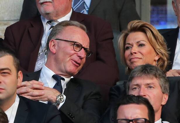 Karlheinz Rummenigge mit Ehefrau Martina, waehrend des Champions League Finales zwischen Juventus Turin und dem FC Barcelona Barca am 06.06.2015 im Berliner Olympia Stadion ( Copyright: Schülerx xEibner-Pressefoto EP_jse