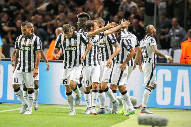 die Mannschaft freut sich ueber das Tor von Alvaro Morata 9 (Juventus Turin) , Juventus Turin vs. FC Barcelona Barca Fussball, Champions League, Finale, 06.06.2015 Copyright: Kolbert xEibner-Pressefoto EP_ckt