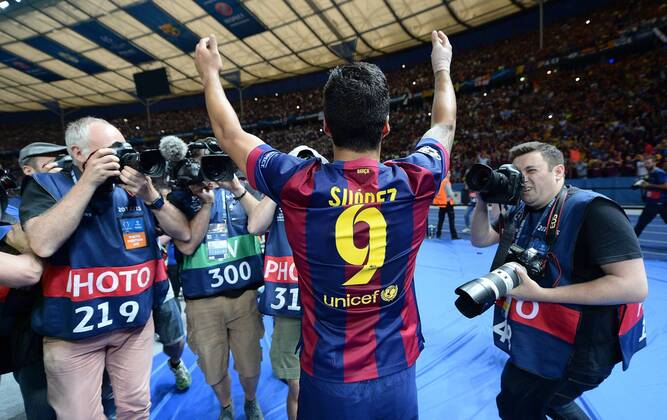 06.06.2015, xjhx, Fussball Champions League, Juventus Turin - FC Barcelona Barca v.l. Luis Suarez (FC Barcelona) Torjubel, Goal celebration, celebrate the goal zum 1:2