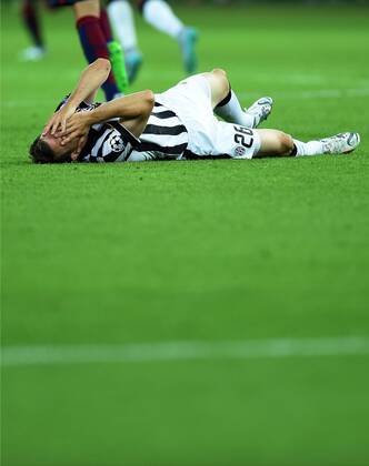 FUSSBALL CHAMPIONS LEAGUE FINALE SAISON 2014 2015 Juventus Turin - FC Barcelona Barca 06.06.2015 Stephan Lichtsteiner (Juventus Turin) 